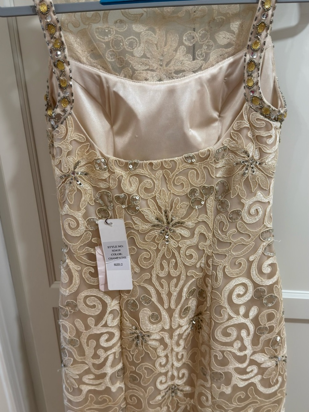 Sue Wong, Embellished Champagne Lace Sheath Dress, Size 2 - Picture 2 of 9